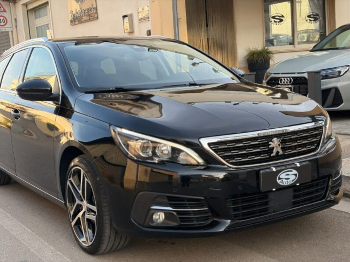 Peugeot 308 SW BlueHDi 120 S&S EAT6 GT Line (2)
