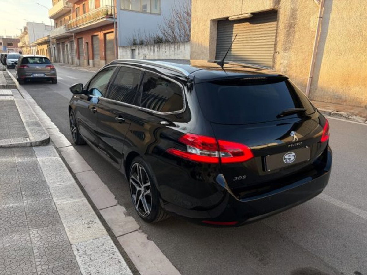 Peugeot 308 SW BlueHDi 120 S&S EAT6 GT Line (7)