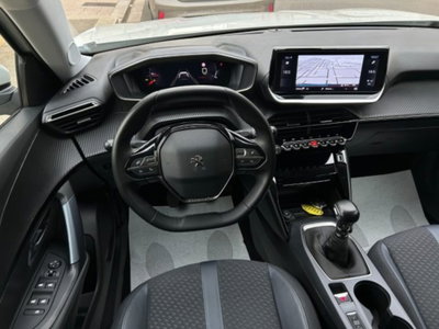 Peugeot 2008 BlueHDi 100 S&S Allure Navi Pack (20)
