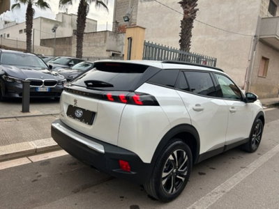 Peugeot 2008 BlueHDi 100 S&S Allure Navi Pack (4)