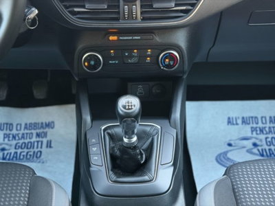 Ford Focus Station Wagon 1.5 EcoBlue 120 CV automatico SW Business (18)
