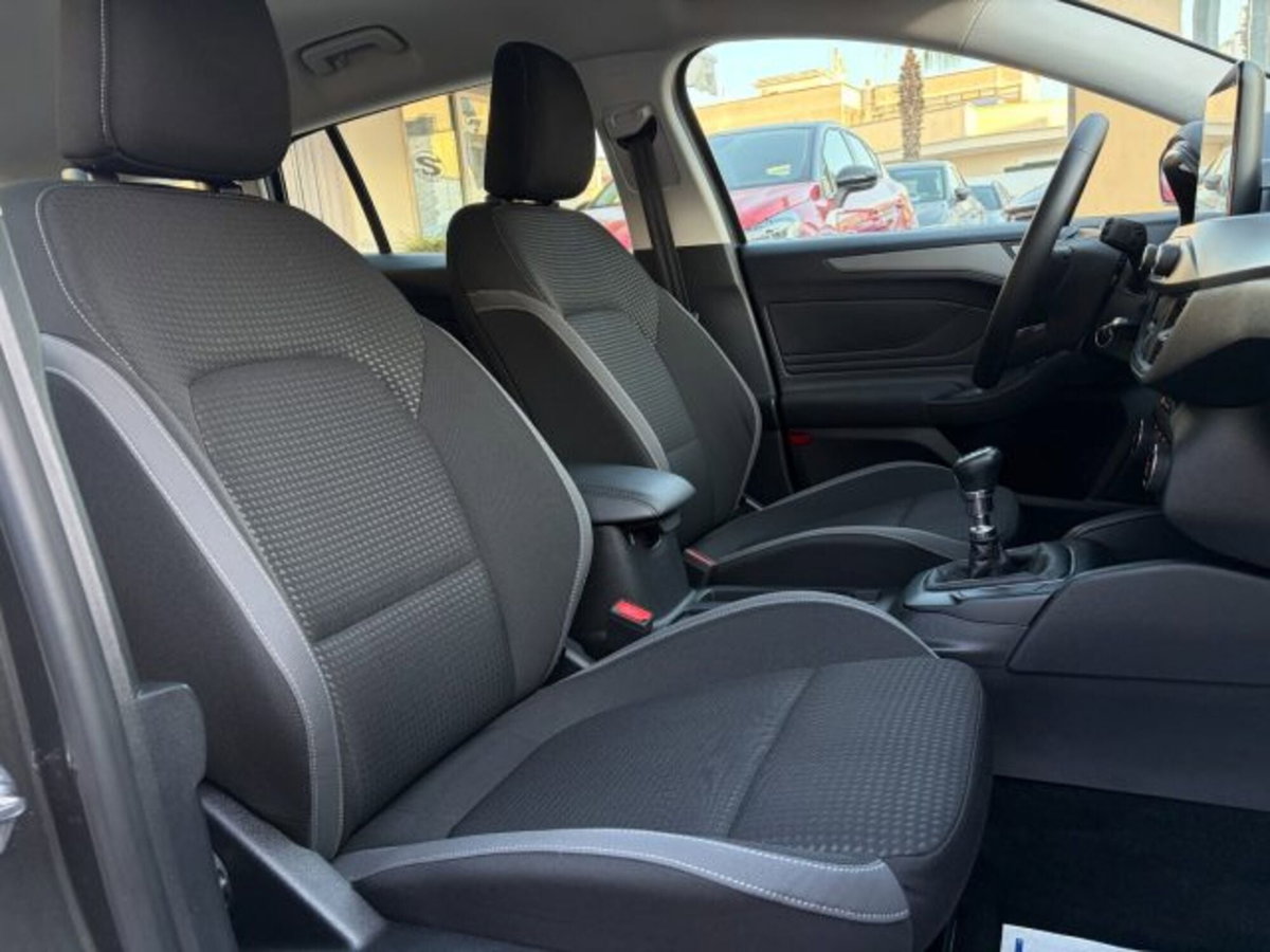 Ford Focus Station Wagon 1.5 EcoBlue 120 CV automatico SW Business (8)