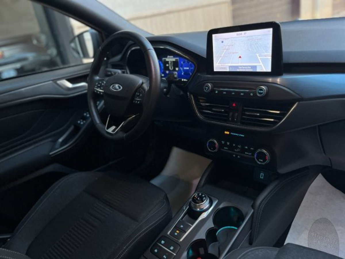 Ford Focus Station Wagon 2.0 EcoBlue 150 CV automatico SW Active X (10)