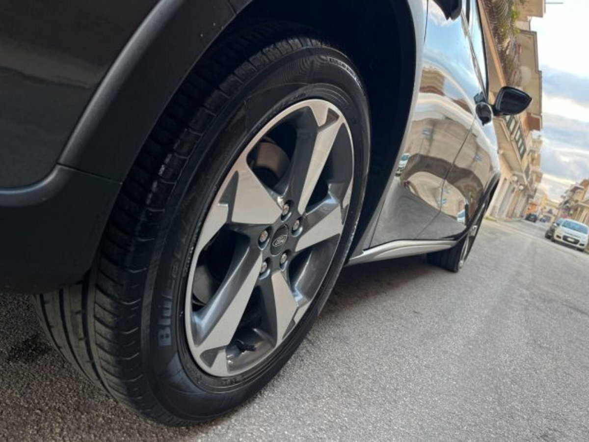 Ford Focus Station Wagon 2.0 EcoBlue 150 CV automatico SW Active X (3)