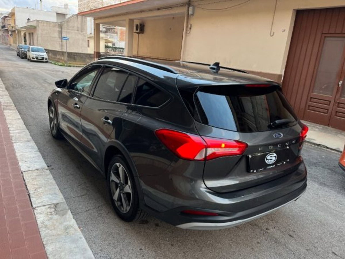 Ford Focus Station Wagon 2.0 EcoBlue 150 CV automatico SW Active X (5)