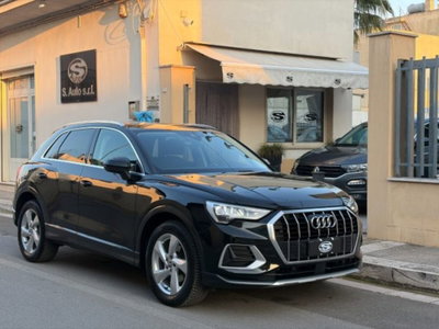 Audi Q3 35 2.0 tdi Business Advanced s-tronic usata