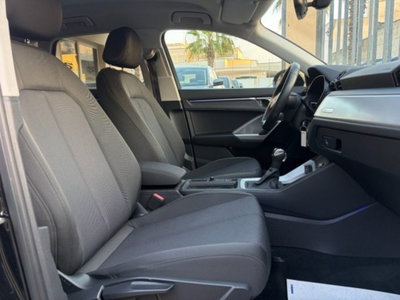 Audi Q3 35 2.0 tdi Business Advanced s-tronic (10)