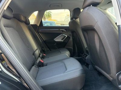 Audi Q3 35 2.0 tdi Business Advanced s-tronic (11)