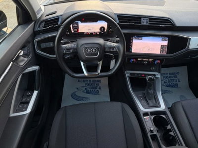 Audi Q3 35 2.0 tdi Business Advanced s-tronic (18)