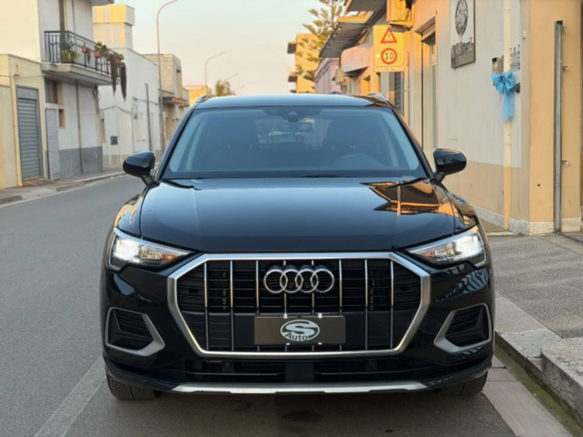 Audi Q3 35 2.0 tdi Business Advanced s-tronic (9)