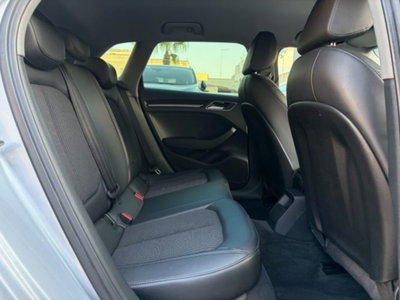 Audi A3 Sportback 1.6 TDI 116 CV Design (11)