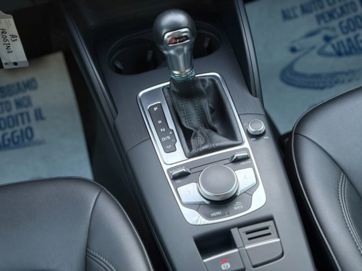 Audi A3 Sportback 1.6 TDI 116 CV Design (15)