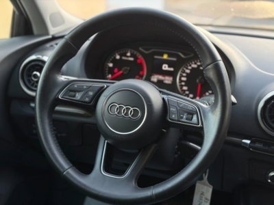 Audi A3 Sportback 1.6 TDI 116 CV Design (17)