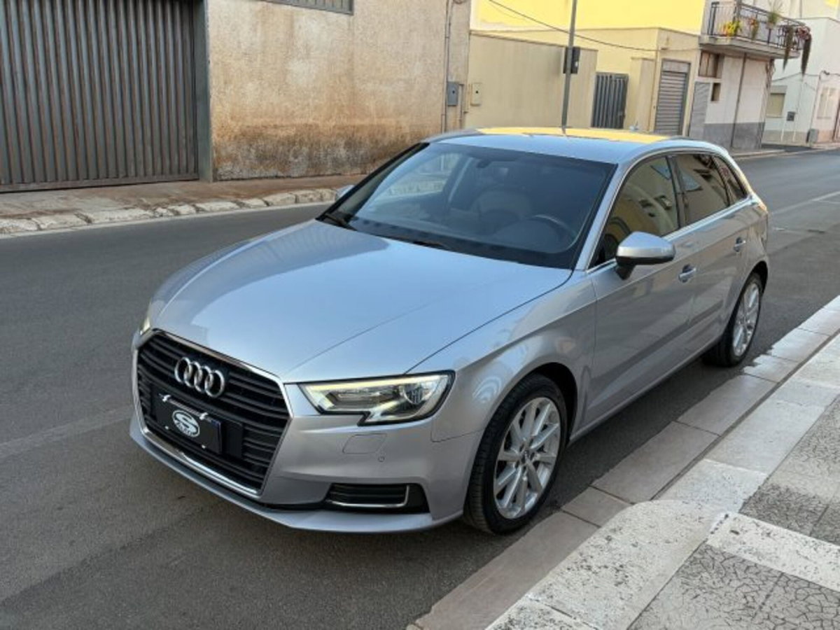 Audi A3 Sportback 1.6 TDI 116 CV Design (8)