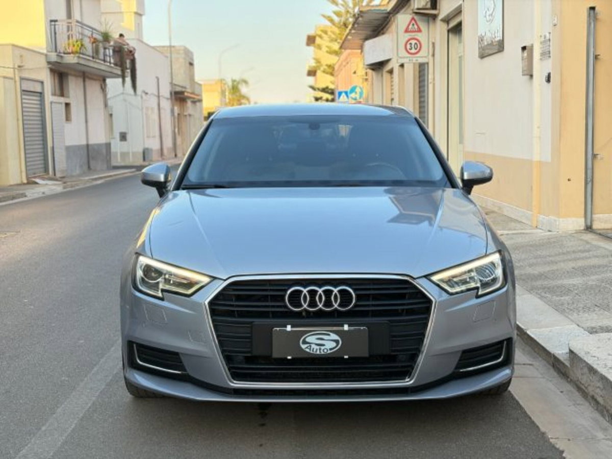 Audi A3 Sportback 1.6 TDI 116 CV Design (9)