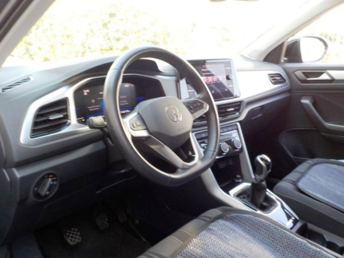 Volkswagen T-Roc 1.0 TSI Life (20)