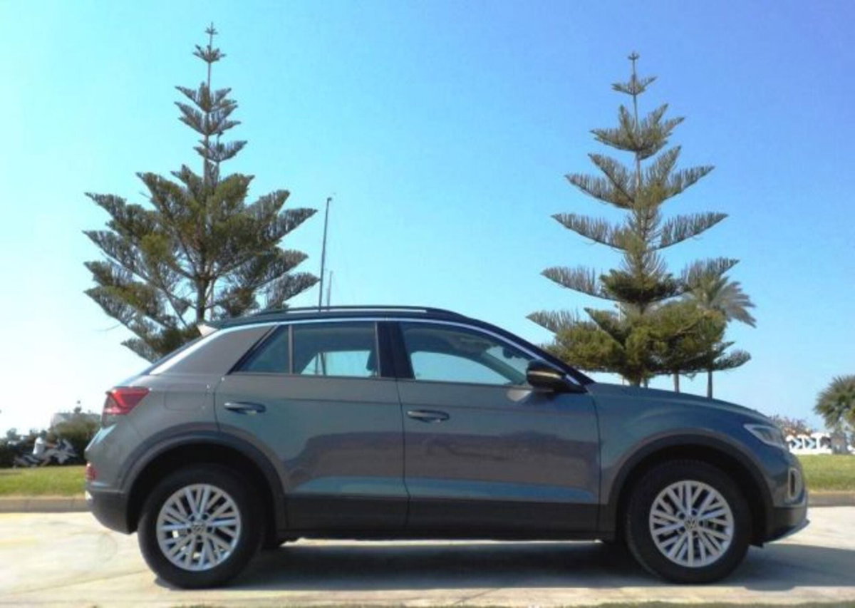 Volkswagen T-Roc 1.0 TSI Life (4)