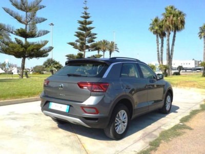 Volkswagen T-Roc 1.0 TSI Life (6)