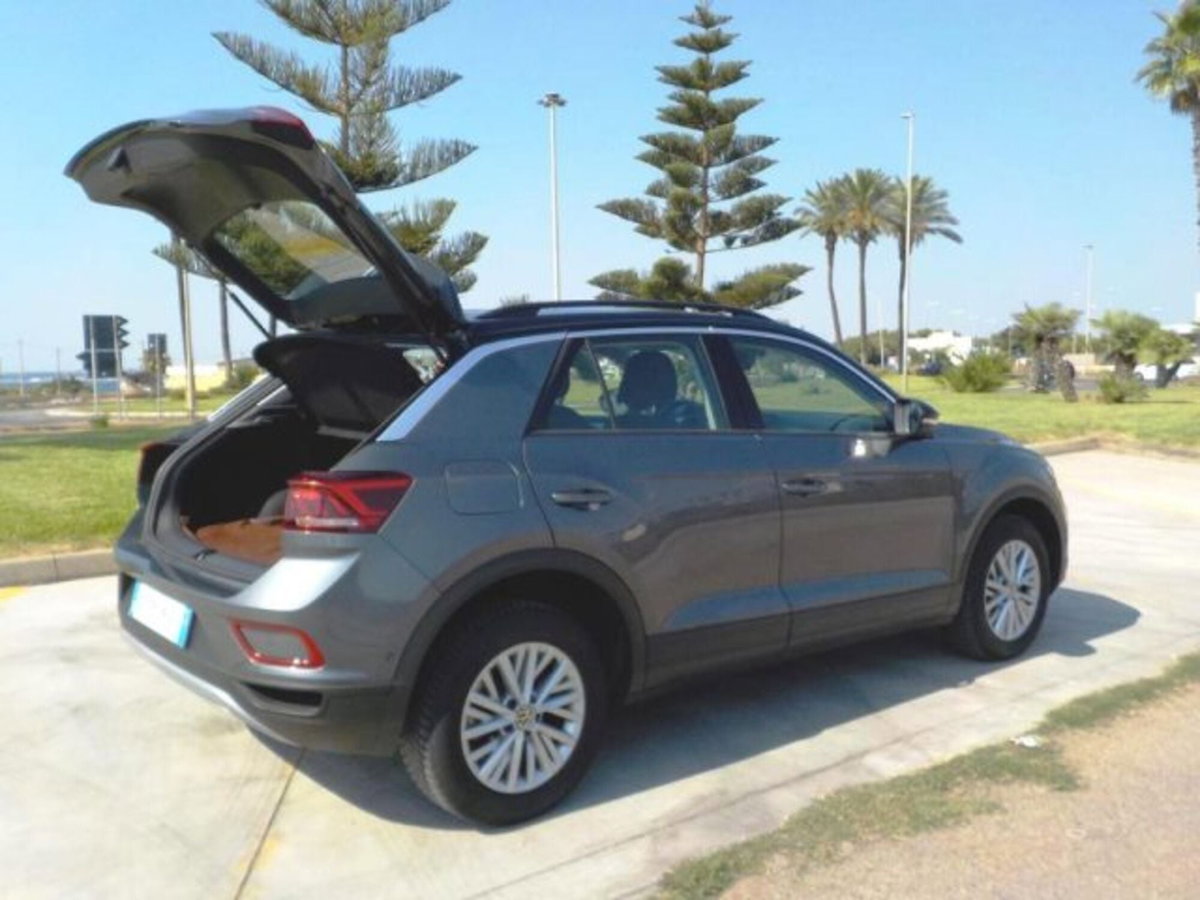 Volkswagen T-Roc 1.0 TSI Life (7)