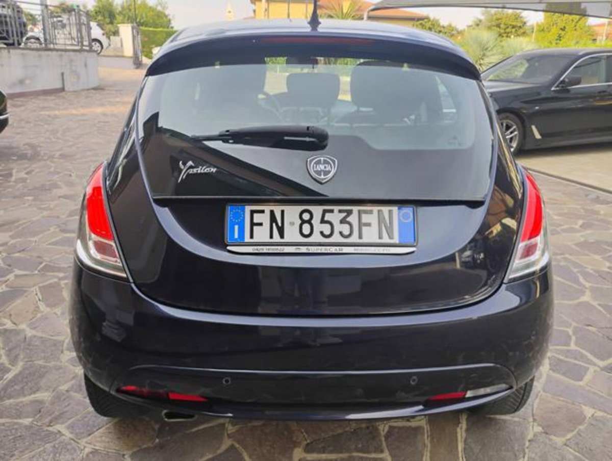Lancia Ypsilon 1.3 MJT 16V 95 CV 5 porte S&S Gold (4)