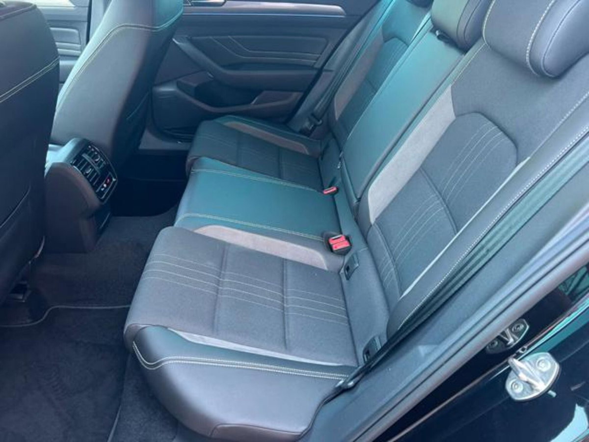 Volkswagen Passat Variant Alltrack 2.0 TDI 200 CV 4MOTION DSG (13)