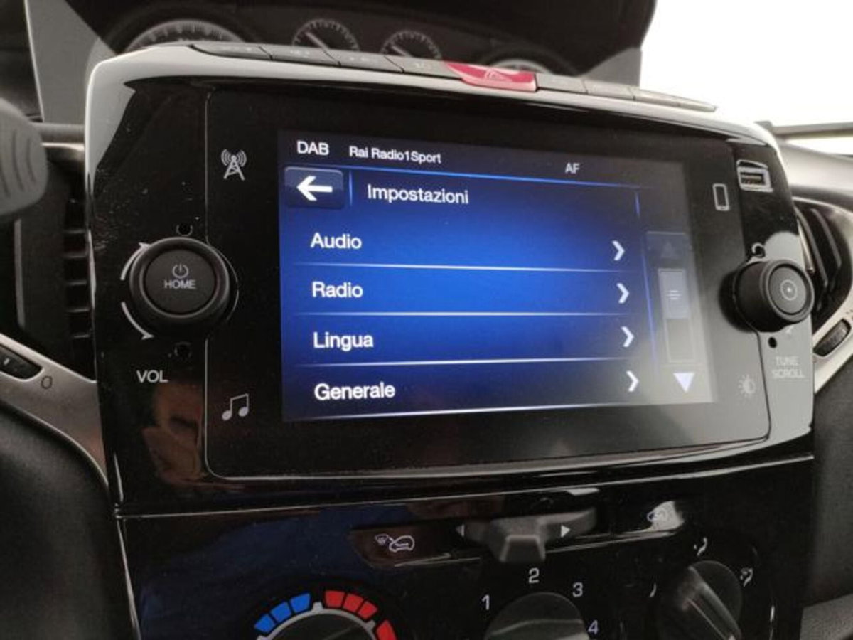 Lancia Ypsilon 1.0 FireFly 5 porte S&S Hybrid Ecochic Gold (12)