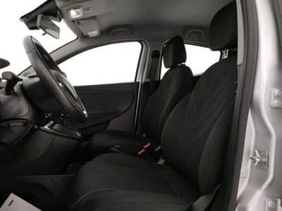 Lancia Ypsilon 1.0 FireFly 5 porte S&S Hybrid Ecochic Gold (5)