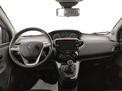 Lancia Ypsilon 1.0 FireFly 5 porte S&S Hybrid Ecochic Gold (7)