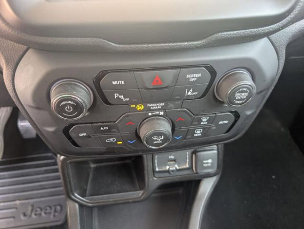 Jeep Renegade 1.0 T3 Limited (11)