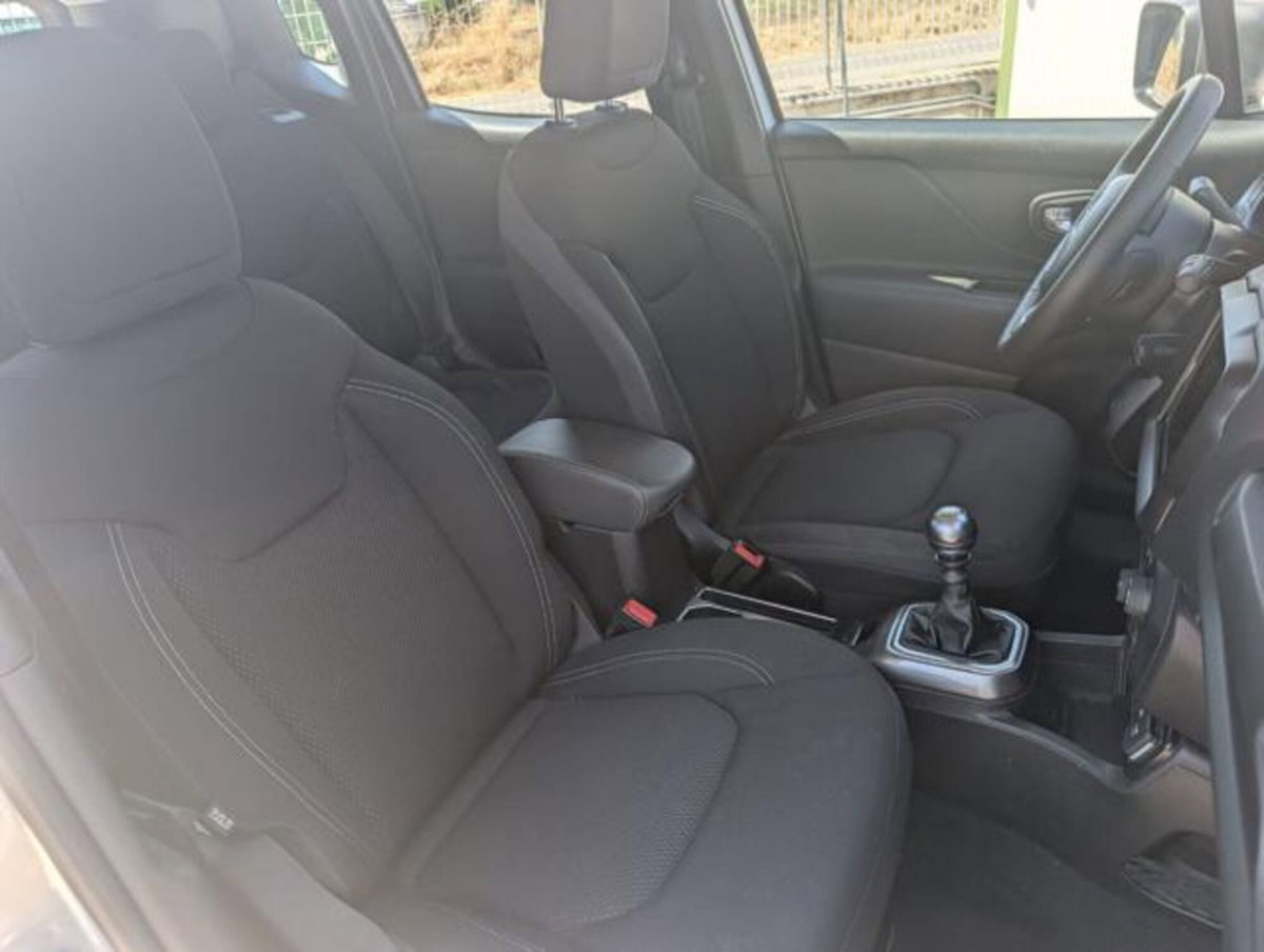 Jeep Renegade 1.0 T3 Limited (7)