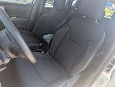 Jeep Renegade 1.0 T3 Limited (8)