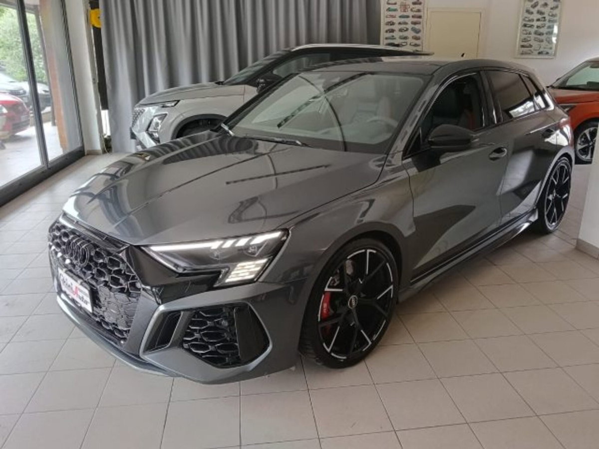 Audi RS 3 Sportback 3 TFSI quattro S tronic