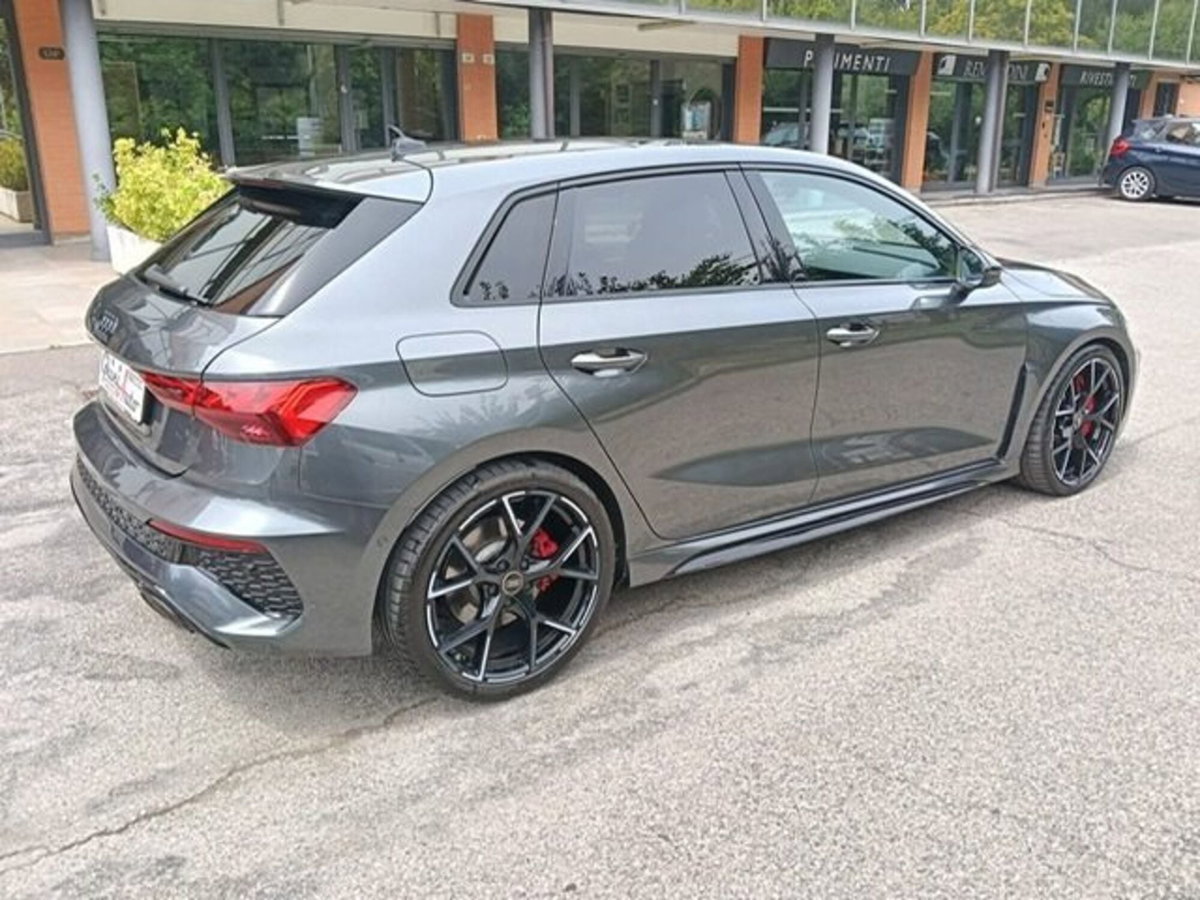 Audi RS 3 Sportback 3 TFSI quattro S tronic (8)