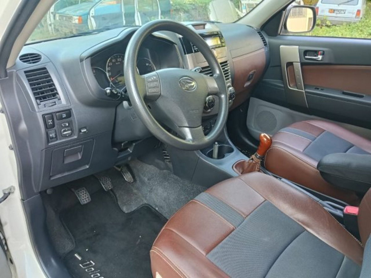 Daihatsu Terios 1.5 4WD B You Five Dolomite (11)