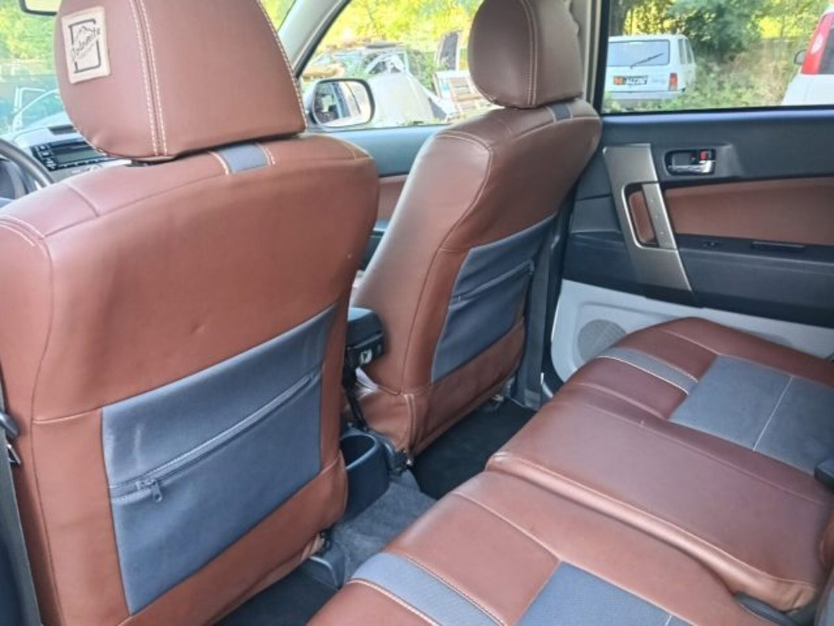 Daihatsu Terios 1.5 4WD B You Five Dolomite (16)