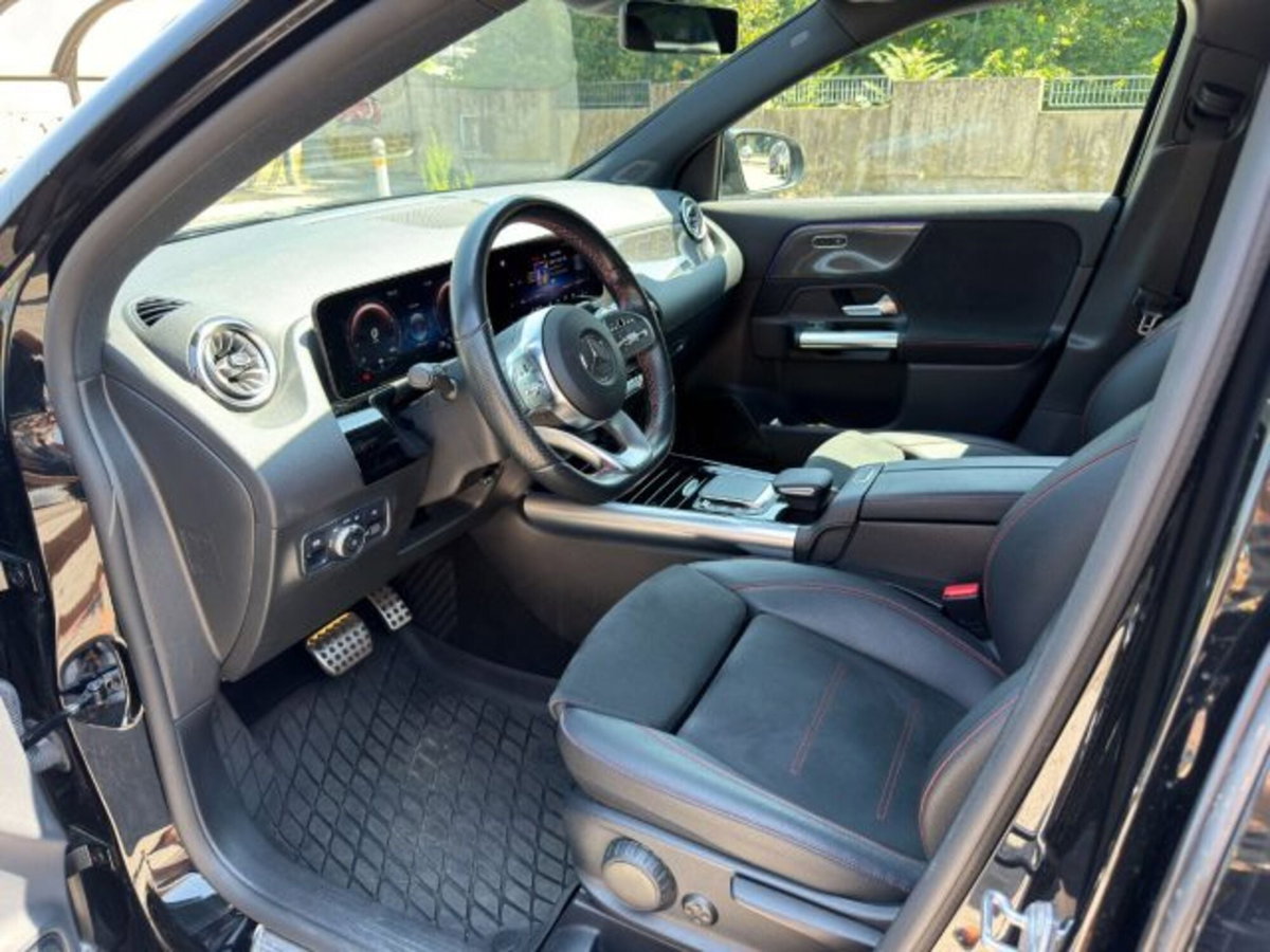 Mercedes-Benz GLA SUV 200 d AMG Line Premium Plus 4matic auto (19)