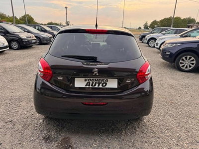 Peugeot 208 e-HDi 92 CV Stop&Start robotizzato 5 porte Active (4)