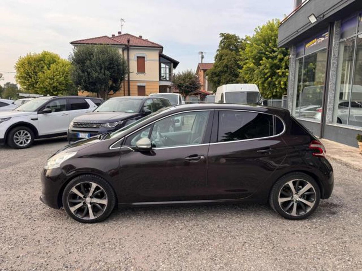 Peugeot 208 e-HDi 92 CV Stop&Start robotizzato 5 porte Active (9)