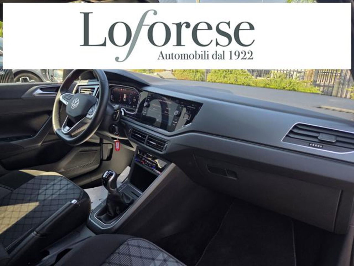 Volkswagen Taigo 1.0 tsi R-Line 115cv (12)