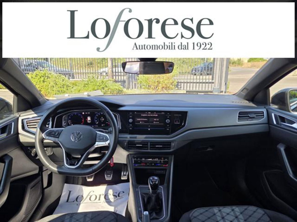 Volkswagen Taigo 1.0 tsi R-Line 115cv (9)