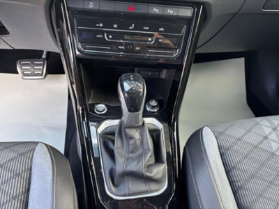 Volkswagen T-Roc 2.0 tdi R-Line 4motion 150cv dsg (12)