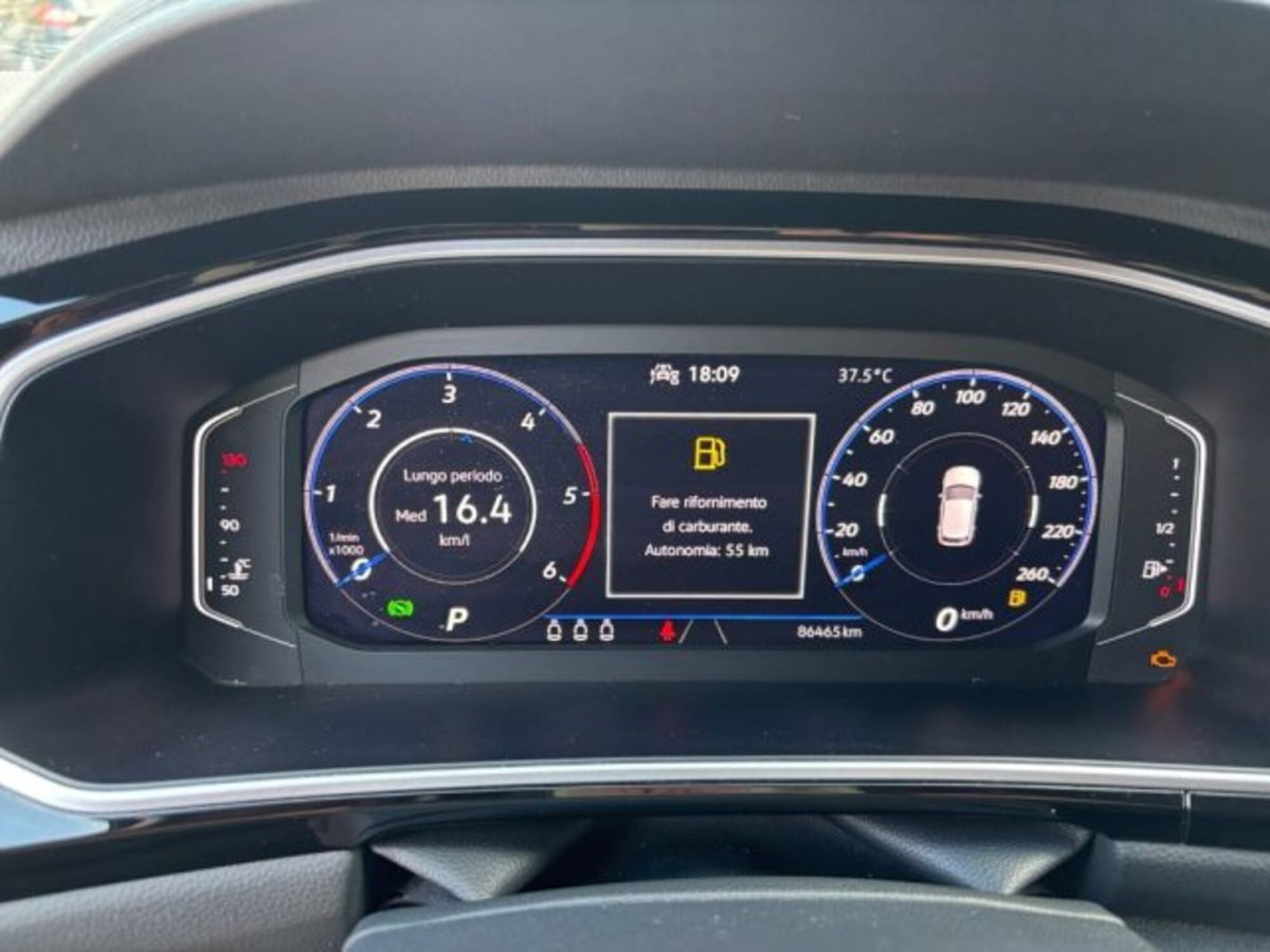 Volkswagen T-Roc 2.0 tdi R-Line 4motion 150cv dsg (19)