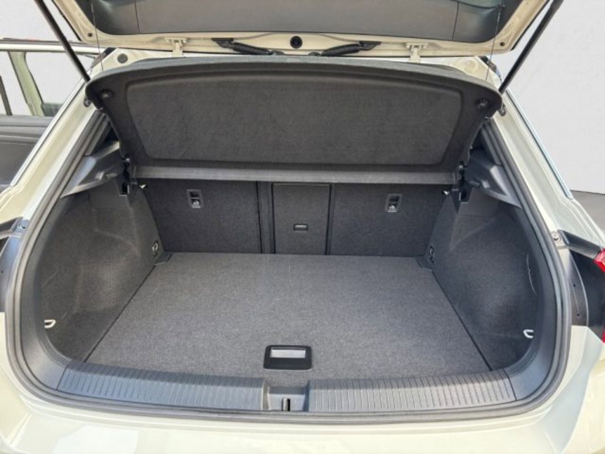 Volkswagen T-Roc 2.0 tdi R-Line 4motion 150cv dsg (9)