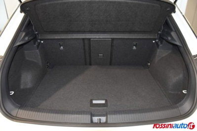 Volkswagen T-Roc 1.5 tsi R-Line dsg (16)