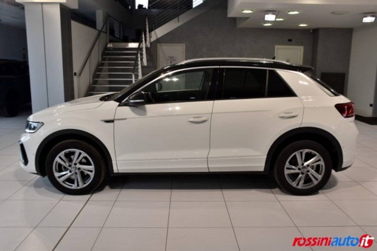 Volkswagen T-Roc 1.5 tsi R-Line dsg (2)