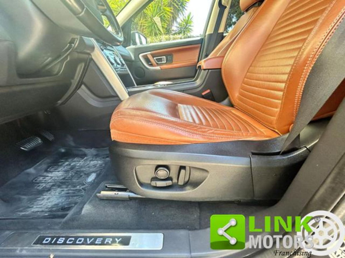 Land Rover Discovery Sport 2.2 SD4 HSE Luxury (16)