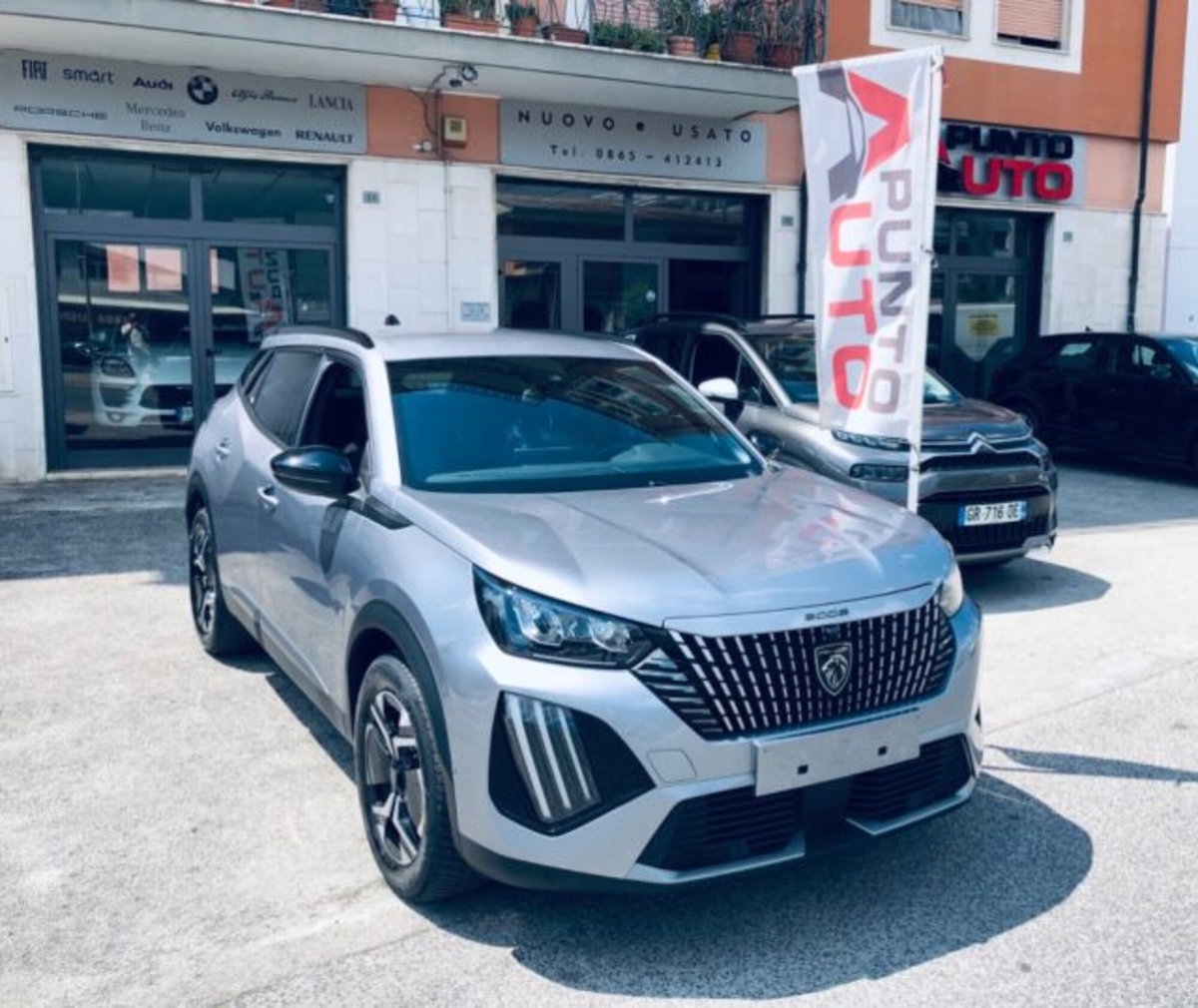 Peugeot 2008 PureTech 130 S&S EAT8 Allure Pack (2)