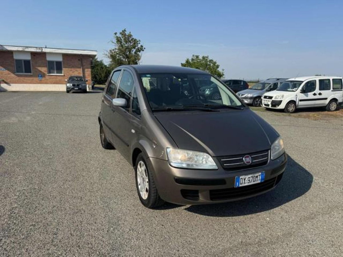 Fiat Idea 1.4 BlackEnergy GPL (3)