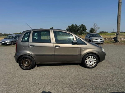 Fiat Idea 1.4 BlackEnergy GPL (4)
