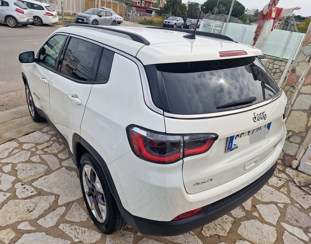 Jeep Compass 2.0 Multijet II aut. 4WD Limited (6)